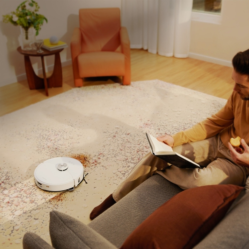 Image 10 of 10.. Roborock S8 MaxV Ultra Robot Vacuum and Mop with FlexiArm Design Side Brush, 10,000 Pa Suction and 8-in-1 RockDock Ultra White